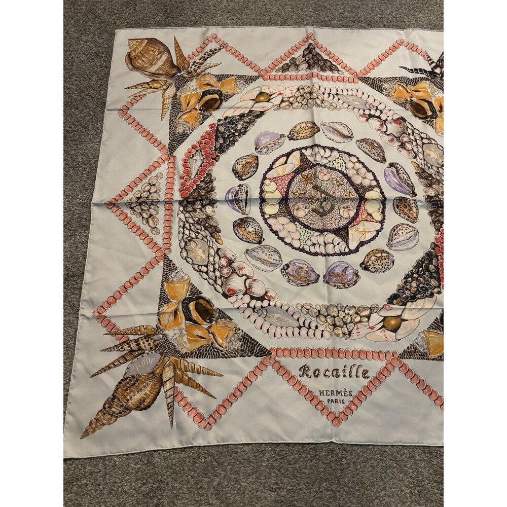 Hermes Silk Scarf 90 ROCAILLE Shell Vintage Design No Box - Picture 5 of 11